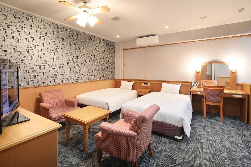 Green Rich Hotel Aso Kumamoto Airport Exterior foto