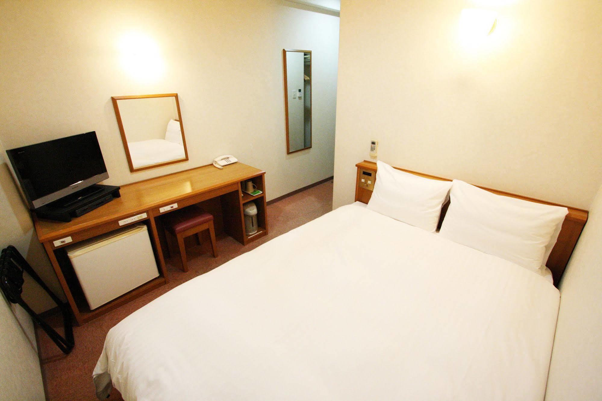Green Rich Hotel Aso Kumamoto Airport Exterior foto