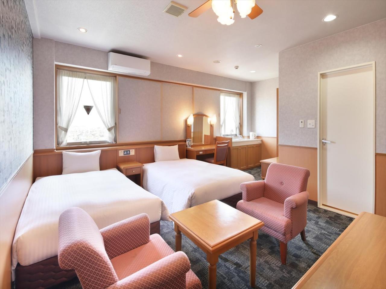 Green Rich Hotel Aso Kumamoto Airport Exterior foto